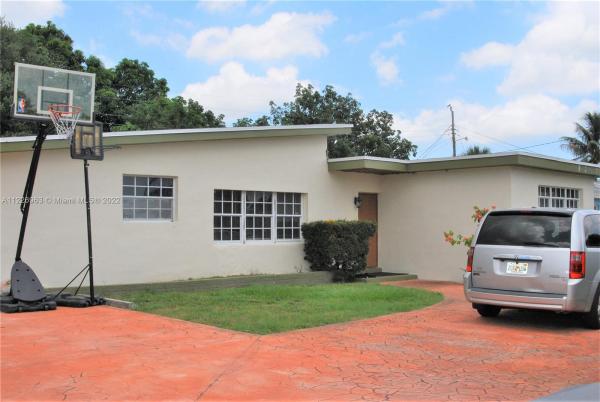 Fleetwood Gardens, 2001 NW 186th St, Miami Gardens, Florida 33056, image 1