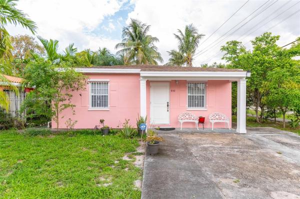 450 NW 117th St, Unincorporated Dade County, Florida 33168, image 2