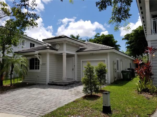 Fernandos Place, 3222 SE 3rd Dr, Homestead, Florida 33033, image 1