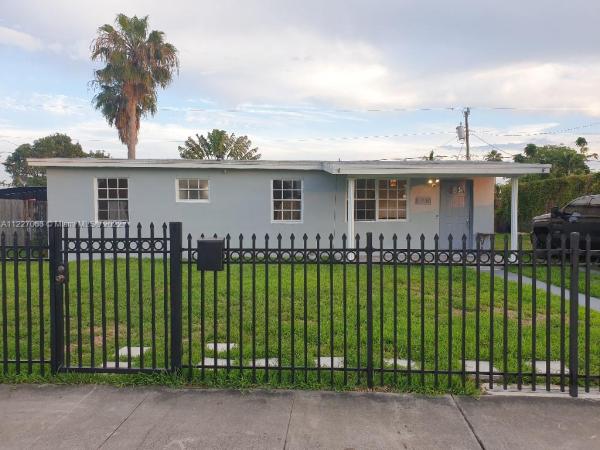 Westwood Lakes Residential, 11230 SW 50th St, Westwood Lakes, Florida 33165, image 2
