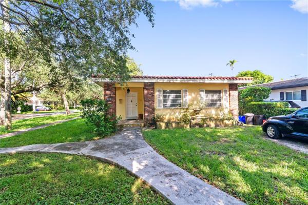 Granada, 1730 Ferdinand St, Coral Gables, Florida 33134, image 2