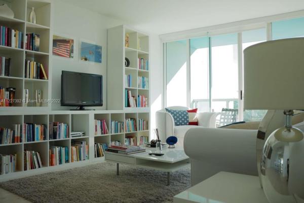 The Floridian, 650 West Ave #406, Miami Beach, Florida 33139, image 2