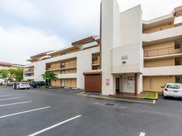 San Marco, 8850 Fontainebleau Blvd #205, Fountainebleau, Florida 33172, image 1