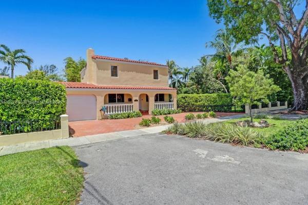 Country Club Estates, 30 S Royal Poinciana Blvd, Miami Springs, Florida 33166, image 2