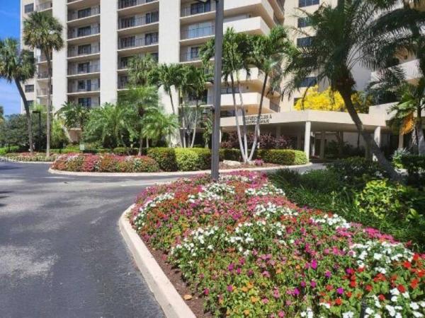 Sea Ranch Club A, 5100 N Ocean Blvd #1612, Lauderdale By The Sea, Florida 33308, image 1