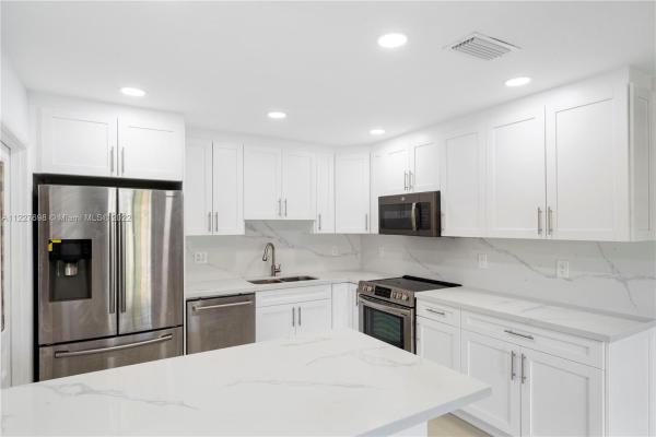 Isla Merita, 3646 E Bell Dr #84, Davie, Florida 33328, image 1