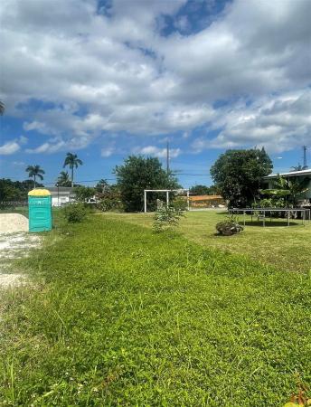 Homestead No HOA, 205 NW 8th Ave, Homestead, Florida 33030, image 1