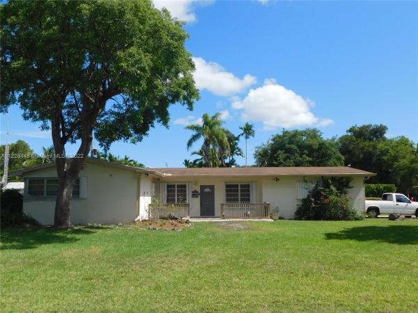Kenwood Gardens, 8060 SW 90th Ter, Kendall, Florida 33156, image 2