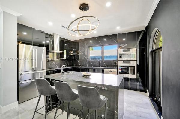 Shadowlawn, 52 NE 47th St, Miami, Florida 33137, image 2