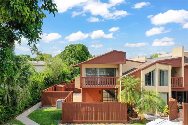 Snapper Village, 6540 SW 114th Pl #B73, Kendall, Florida 33173, image 2
