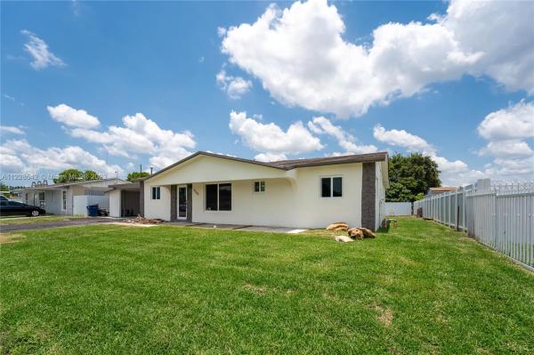 Starlightlot, 3755 NW 203rd St, Miami Gardens, Florida 33055, image 1