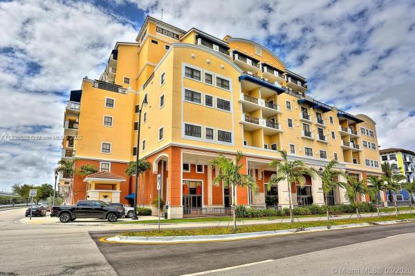 Colonnade At Dadeland, Glenvar Heights, Florida 33143, image 2