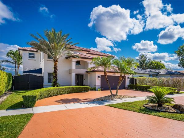 14985 SW 34th St, Unincorporated Dade County, Florida 33185, image 2