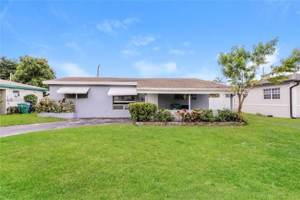 Welwyn Manor, 6300 SW 20th St, Miramar, Florida 33023, image 2
