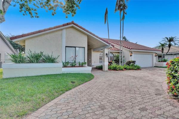 Jacaranda Lakes, 1041 NW 101st Way, Plantation, Florida 33322, image 1