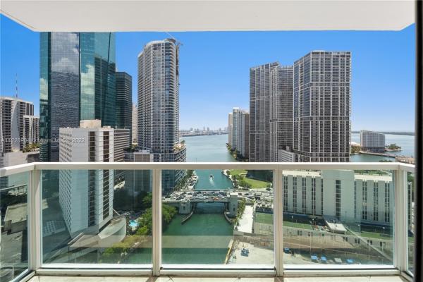 Brickell On The River North Tower, 31 SE 5th St #2702, Miami, Florida 33131, image 2
