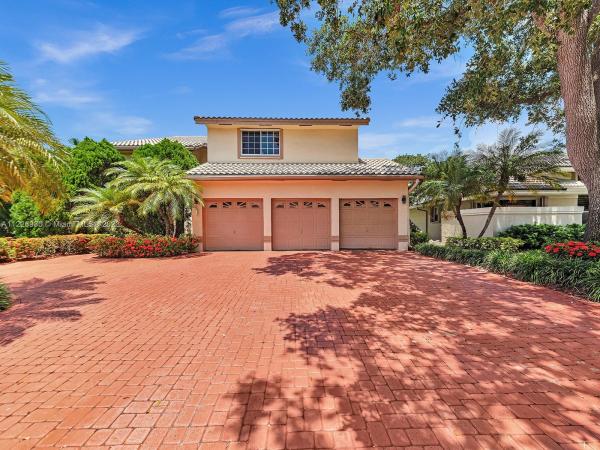 The Laurels, 601 E Laurel Ln, Pembroke Pines, Florida 33027, image 1