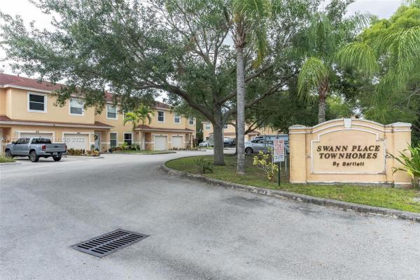 Swann Place Townhomes, 7467 Tam Oshanter Blvd, North Lauderdale, Florida 33068, image 1