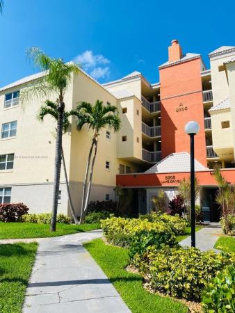 Las Vistas At Doral, 8205 Lake Dr #103, Doral, Florida 33166, image 2