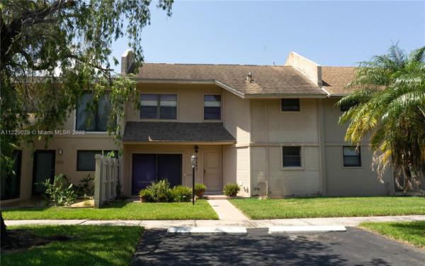 Briar Bay Townhouse Estates, 9263 SW 136th Street Cir, Kendall, Florida 33176, image 1