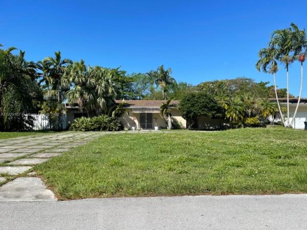 7400 SW 82nd Ave, Glenvar Heights, Florida 33143, image 2