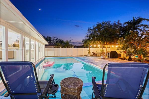 Driftwood Acres, 6661 Greene St, Hollywood, Florida 33024, image 2
