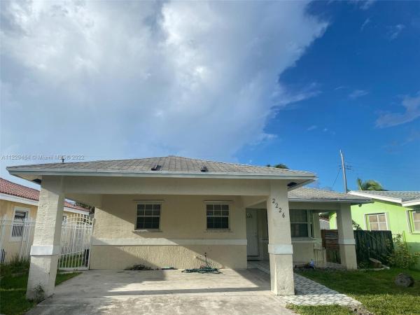 Liberia, 2226 Atlanta St, Hollywood, Florida 33020, image 2