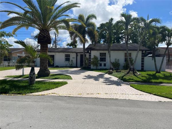 Winston Park, 7511 SW 136th Ave, Kendale Lakes, Florida 33183, image 1