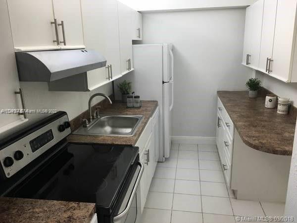 1251 NE 108th St #120, Unincorporated Dade County, Florida 33161, image 2