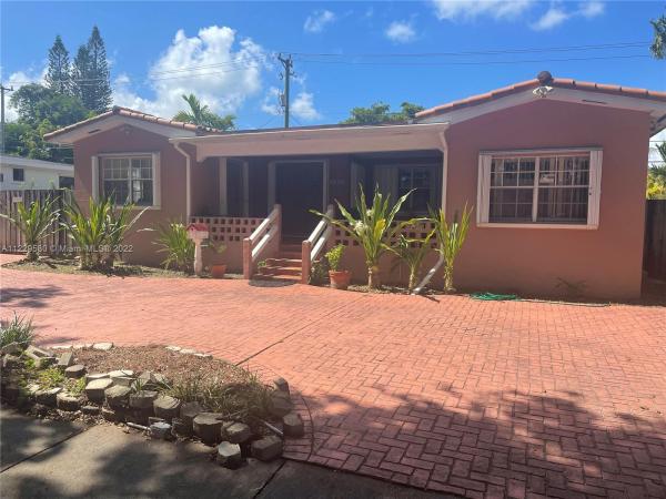 Calvert Manors, 6080 SW 16th St, West Miami, Florida 33155, image 1