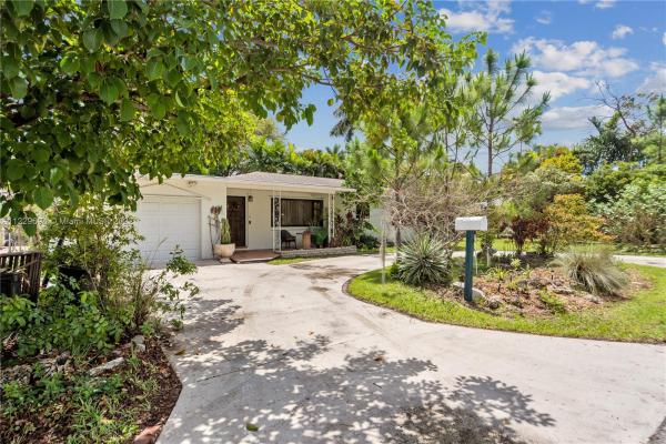 Griffing Biscayne Park Estates, 13075 Griffing Blvd, North Miami, Florida 33161, image 2