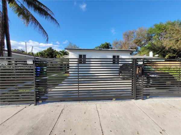 Pinemount, 275 NW 75th St, Miami, Florida 33150, image 1
