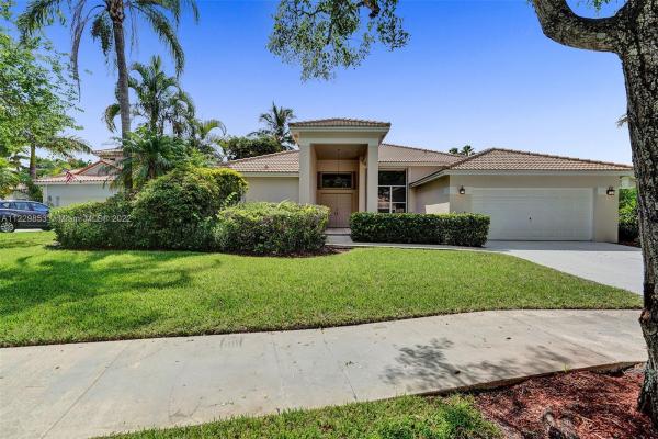 Waterford Landing At Country Isles, 1857 Water Ridge Dr, Weston, Florida 33326, image 1