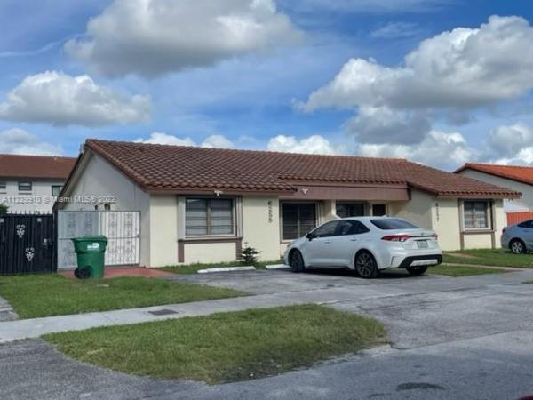 Arborgate Patio Homes At Kendall Lakes East, 6255 SW 135th Ave #I, Kendale Lakes, Florida 33183, image 1