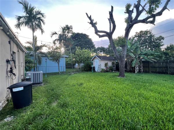 Tropical Estates, 9801 SW 54th St, Olympia Heights, Florida 33165, image 2