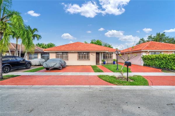 Leomar Homes, 651 NW 132nd Pl, Tamiami, Florida 33182, image 1