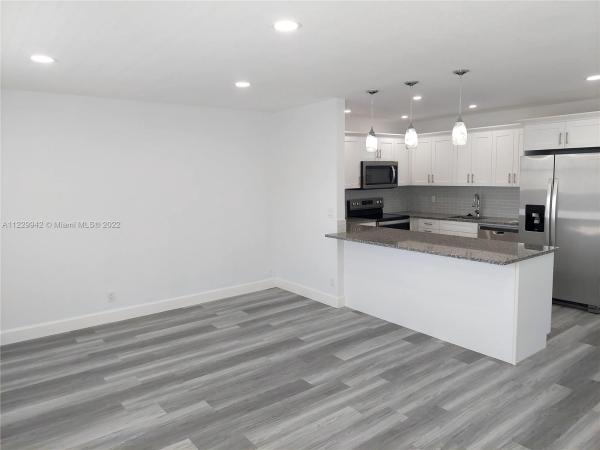 Flanders At Kings Point, 662 N Flanders N #662, Delray Beach, Florida 33484, image 2