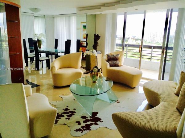 Mystic Pointe Tower 600, 3400 NE 192nd St #LPH5, Aventura, Florida 33180, image 1