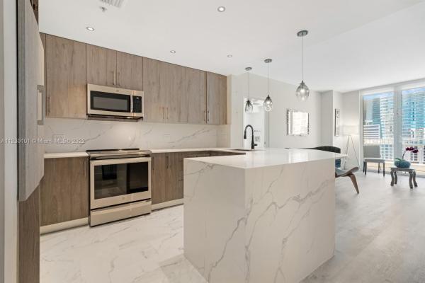 Courts Brickell Key, 801 Brickell Key Blvd #1904, Miami, Florida 33131, image 2