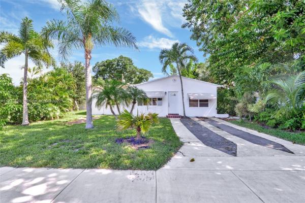 Royal Poinciana, 1924 Liberty St, Hollywood, Florida 33020, image 1