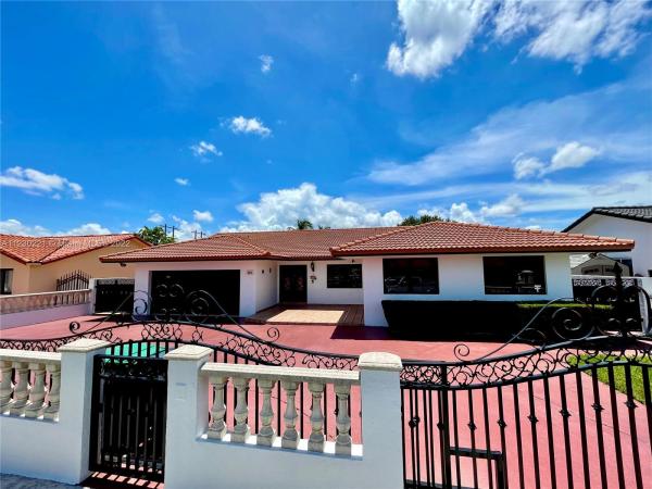 University Park West, 320 SW 136th Ave, Tamiami, Florida 33184, image 1