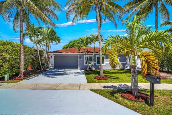Acapulco, 27572 SW 132nd Pl, Ojus, Florida 33032, image 1