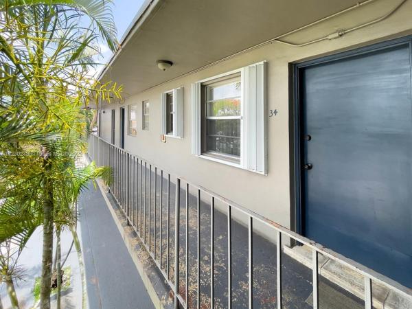 Villas Of West Bird, 3901 SW 112th Ave #50, University Park, Florida 33165, image 1