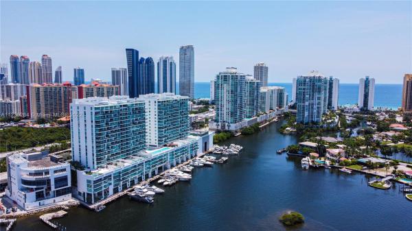 400 Sunny Isles Marina, 400 Sunny Isles Blvd Dd 204, Sunny Isles Beach, Florida 33160, image 1