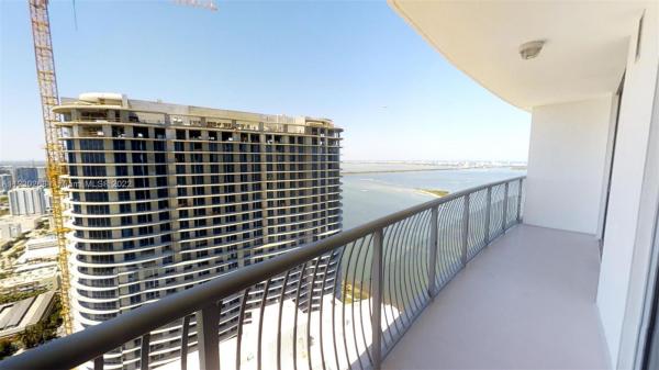 Opera Tower, 1750 N Bayshore Dr #5309, Miami, Florida 33132, image 2