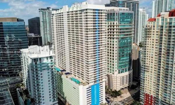 The Club At Brickell Bay, 1200 Brickell Bay Dr #2207, Miami, Florida 33131, image 2