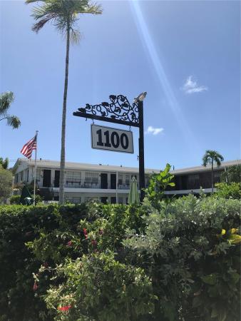 Colonial House, 1100 Atlantic Shores Blvd #301, Hallandale Beach, Florida 33009, image 1