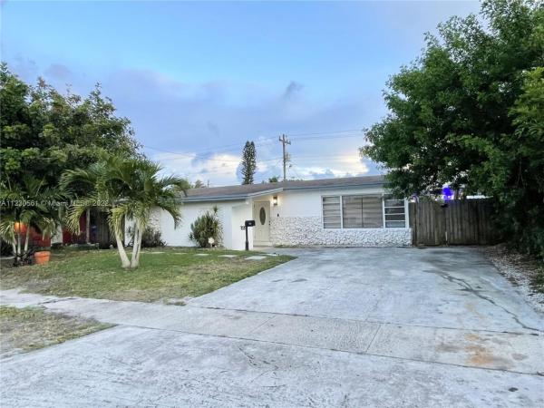 Linwood Gardens, 6458 Evans St, Hollywood, Florida 33024, image 2