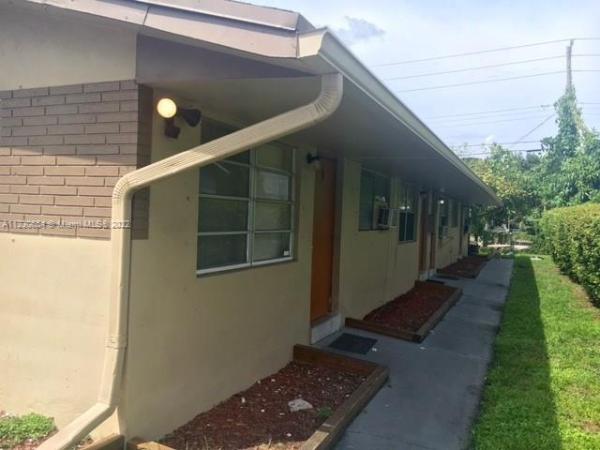 Beverly Park, 6233 Dawson St #1-4, Hollywood, Florida 33023, image 2