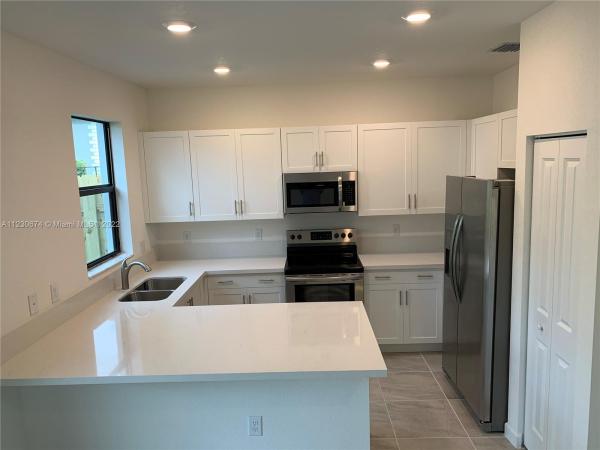 Las Ramblas At Via Ventura, 330 NE 208th Ter 0, Ives Estates, Florida 33179, image 1